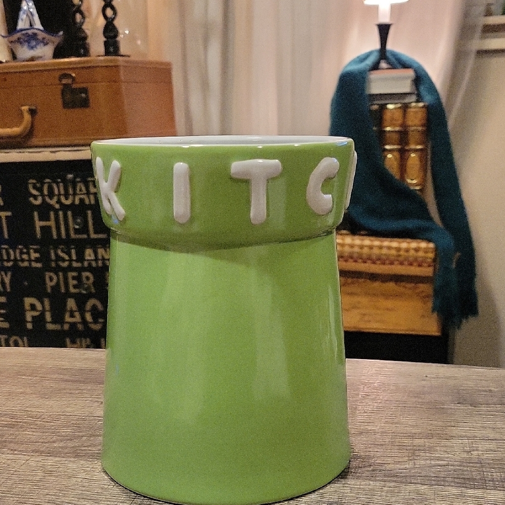 Home Essentials Lime Green Kitchen Utensil Holder,NWT